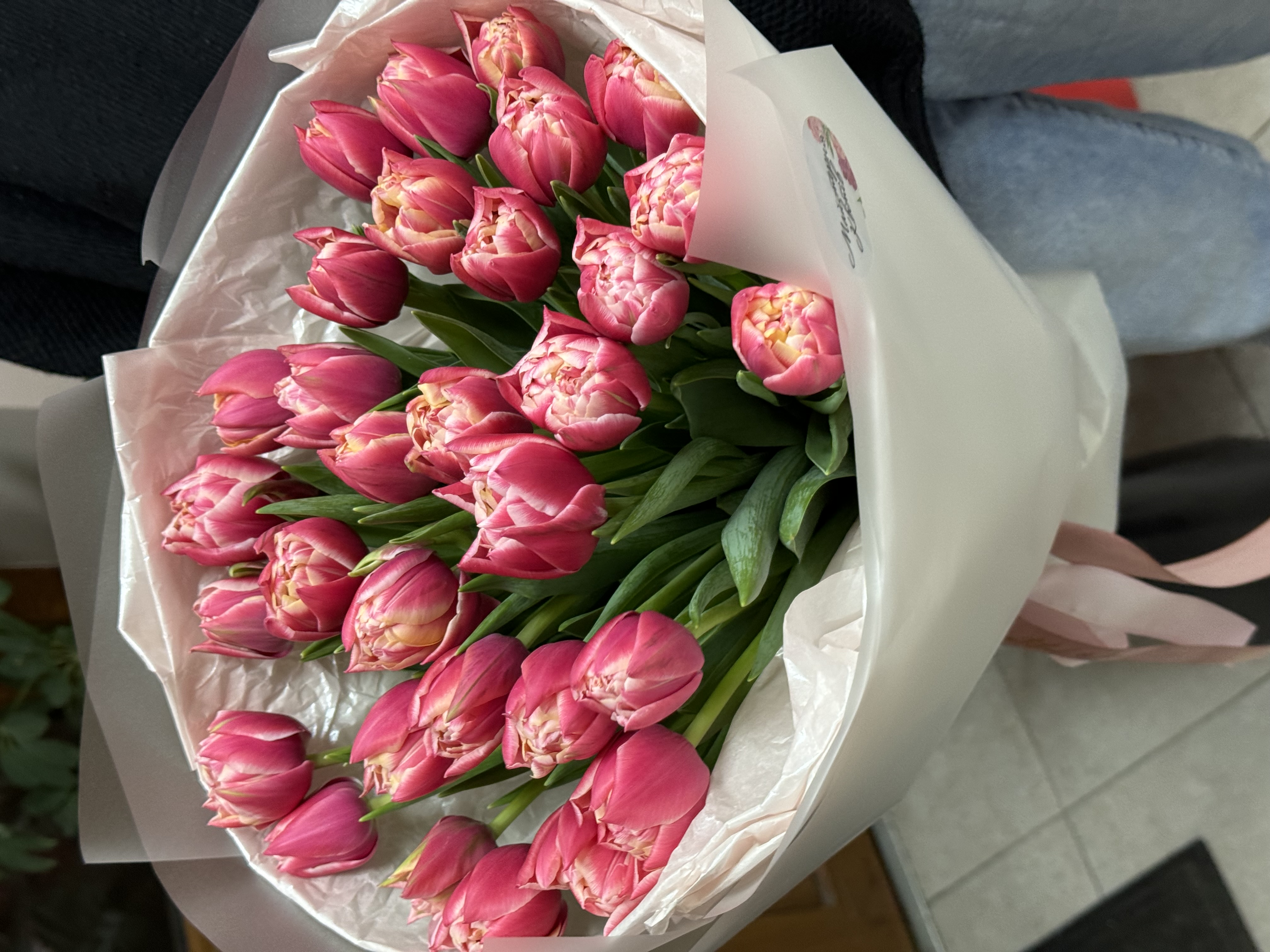 Букет 31 піоновидний тюльпан 