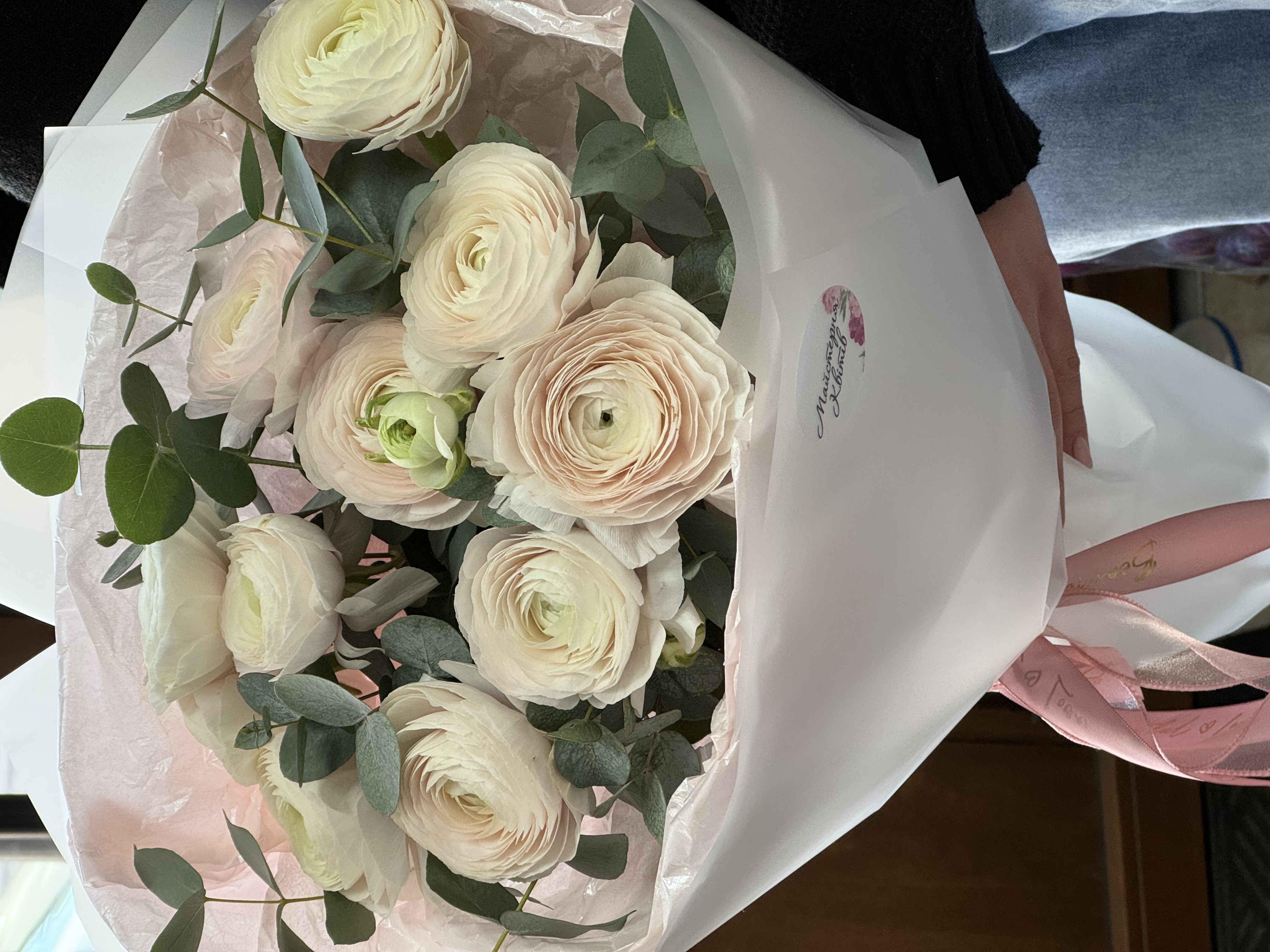 Букет ранункулюсів