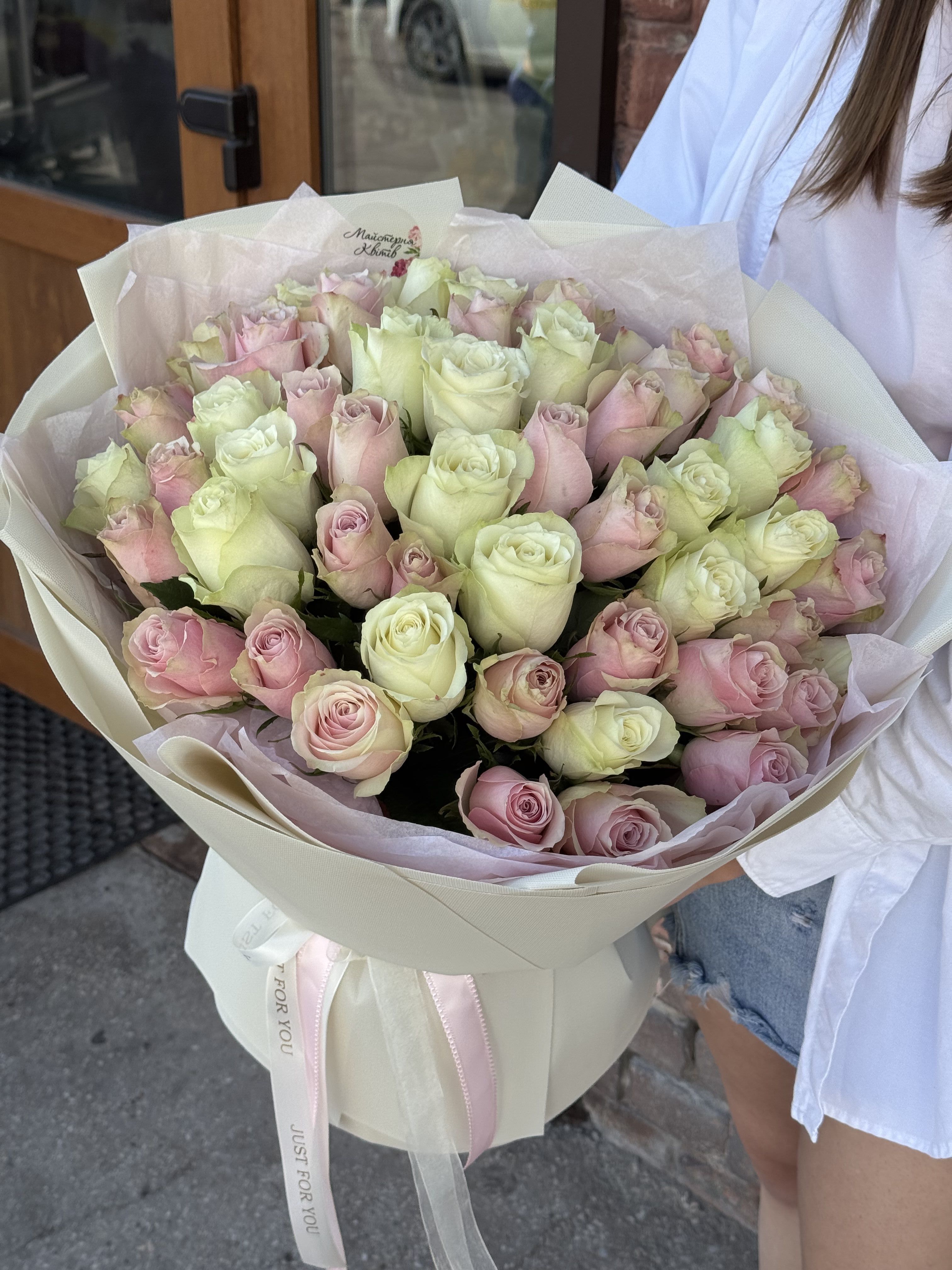 Букет із 51 троянди