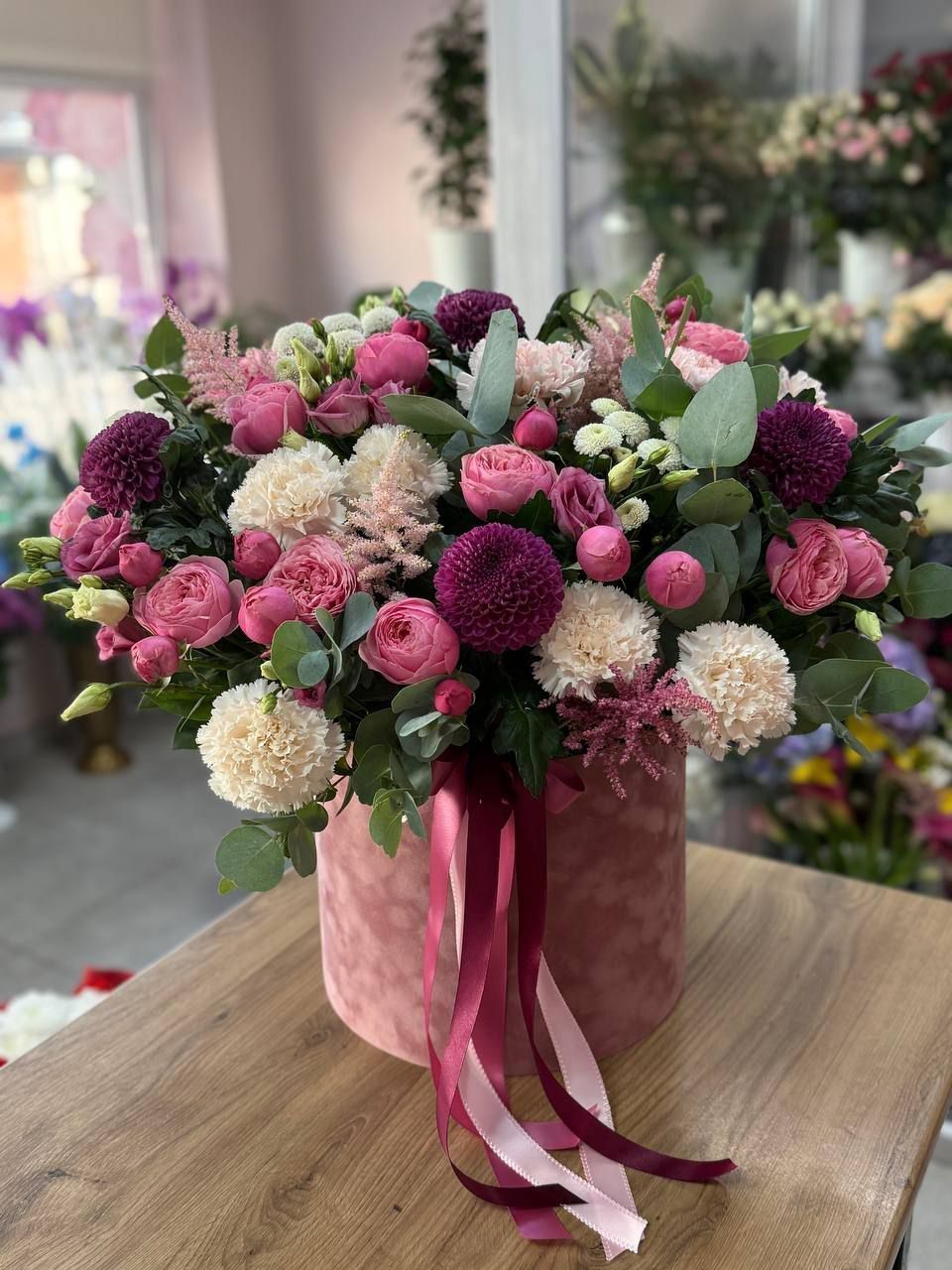 Композиція в коробці