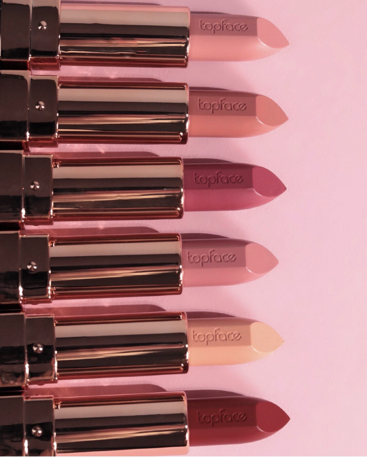 Помада із сатиновим фінішем Ціна