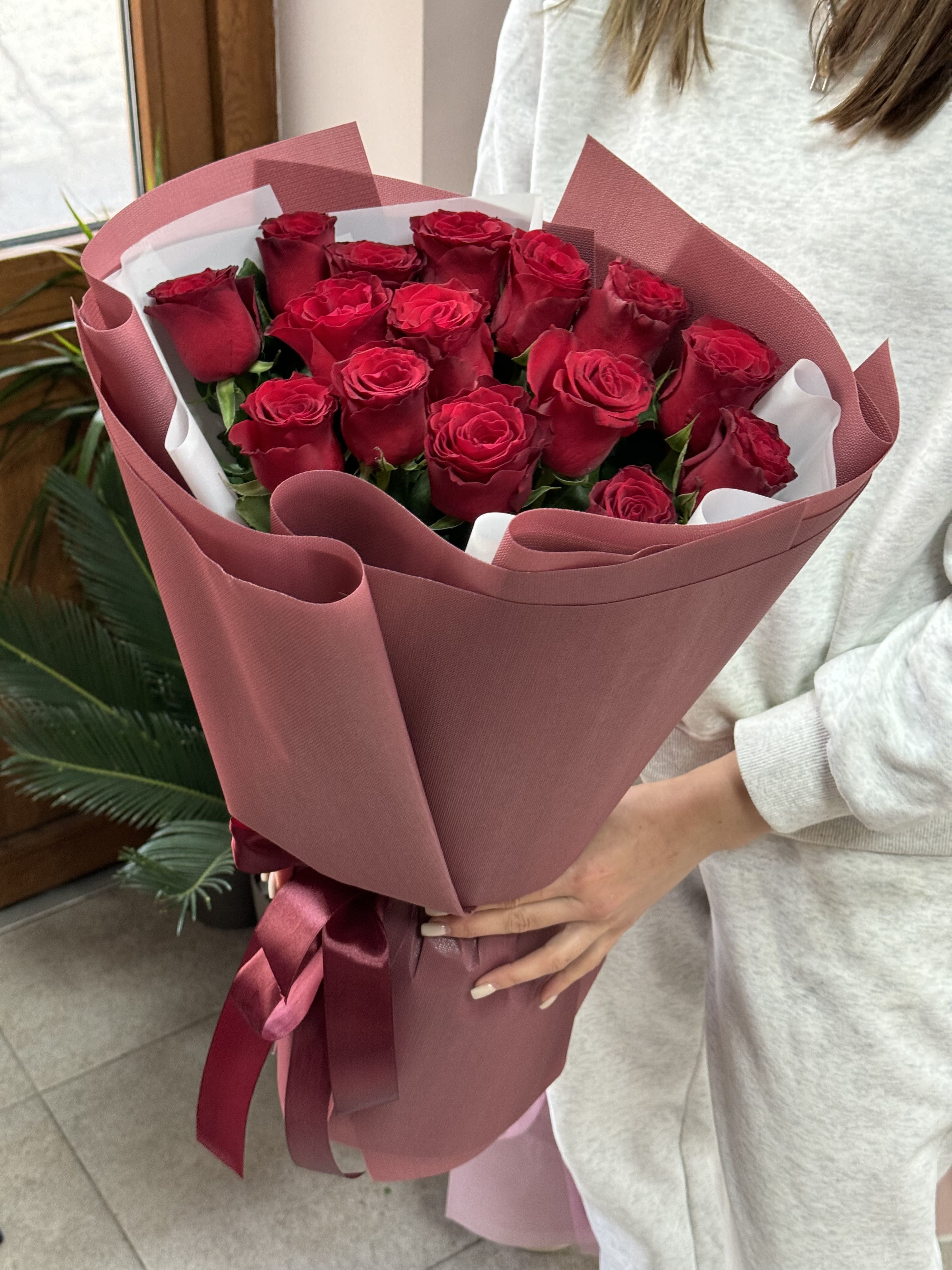 Букет із 15 троянд