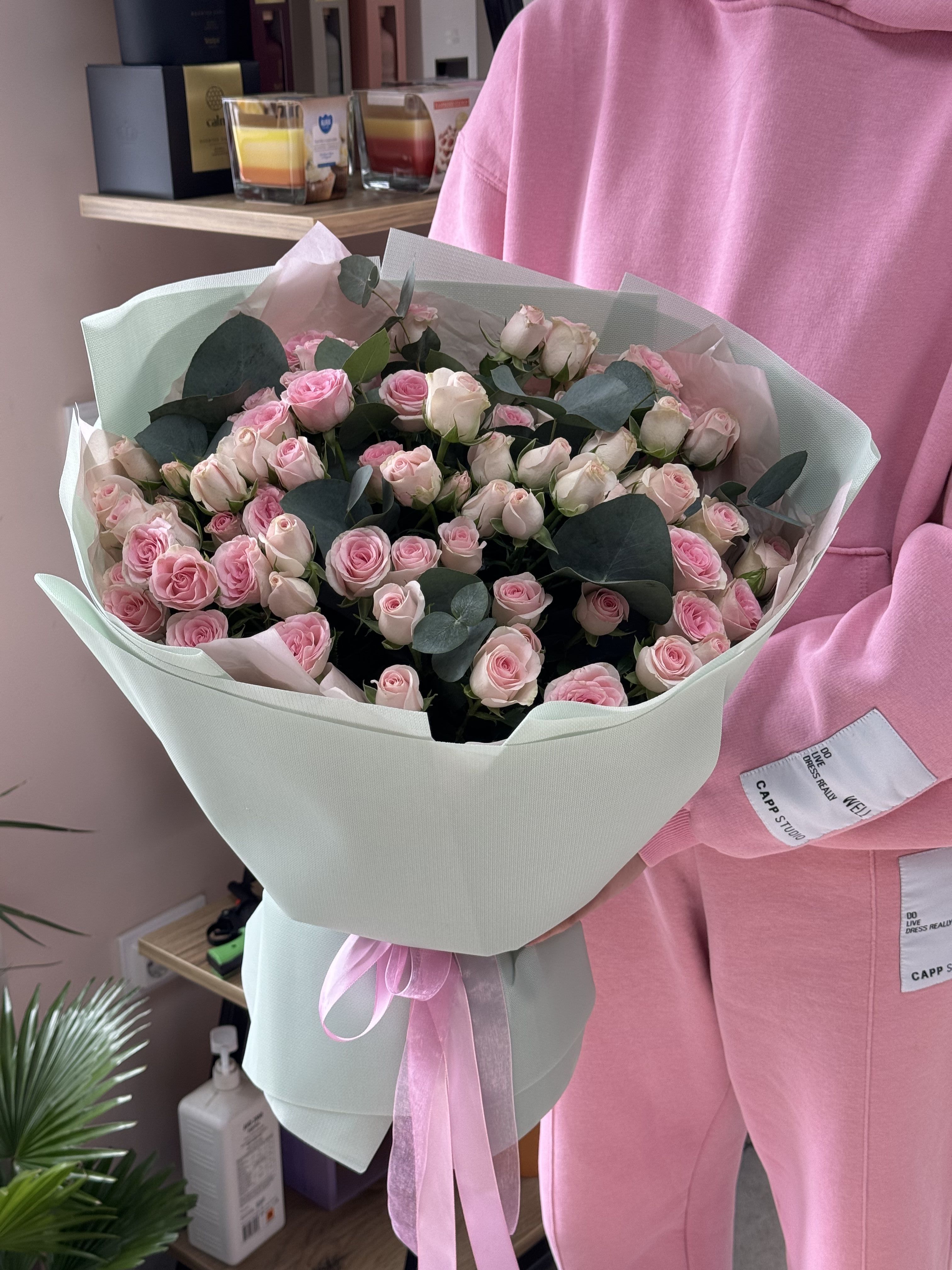 Букет кущової троянди