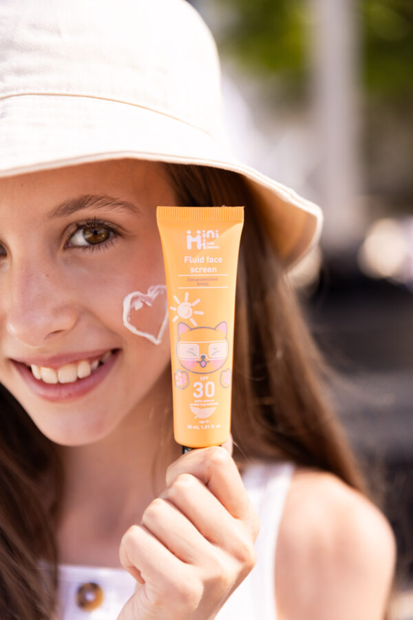 СОНЦЕЗАХИСНИЙ ФЛЮЇД ДЛЯ ОБЛИЧЧЯ SPF30