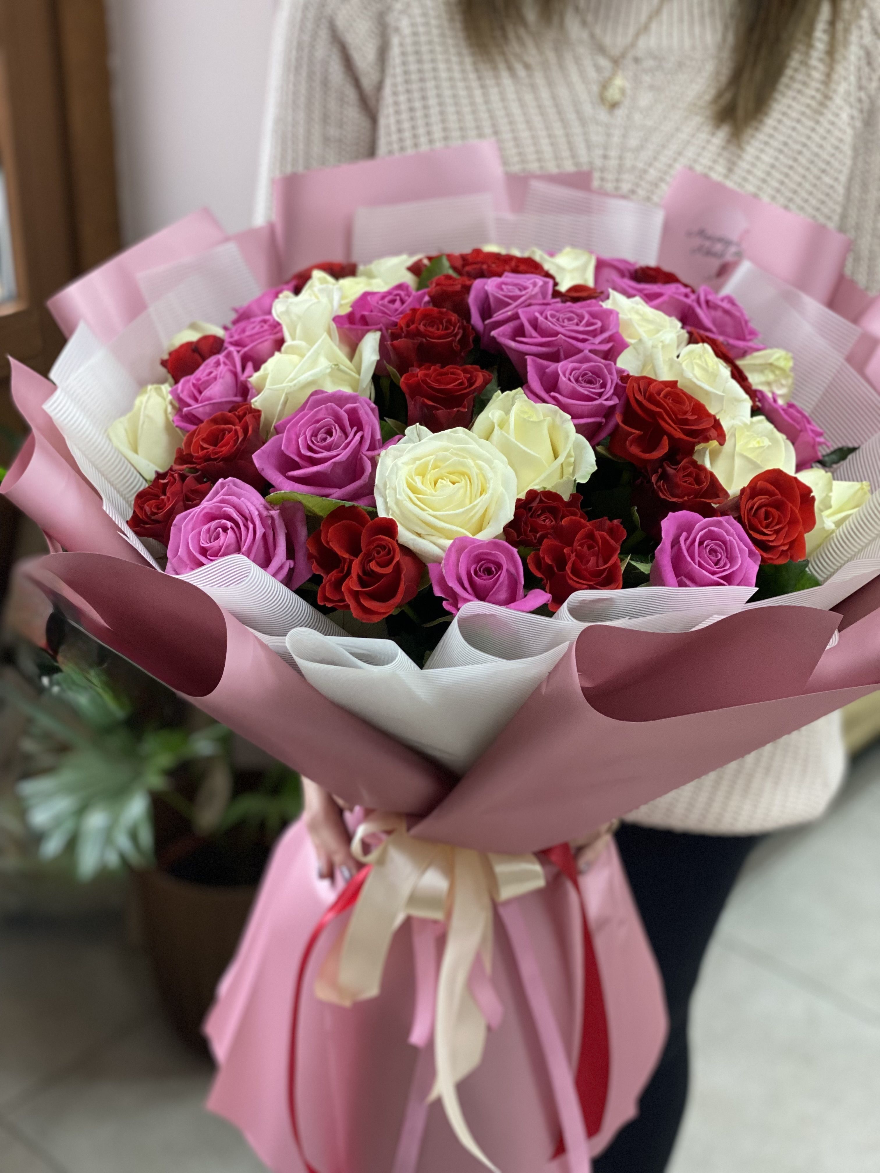 Букет з 41 троянди