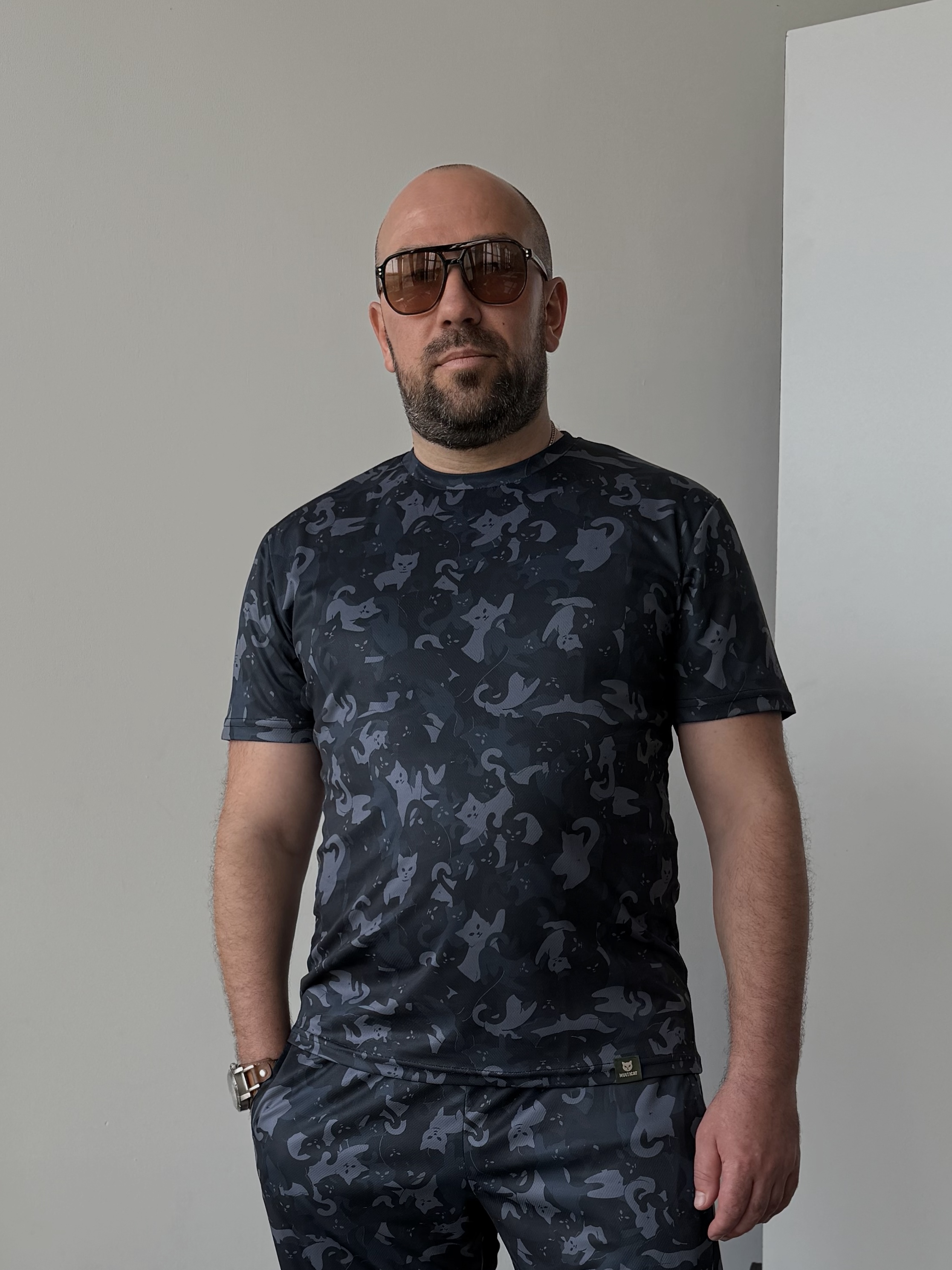 Футболка black MULTICAT