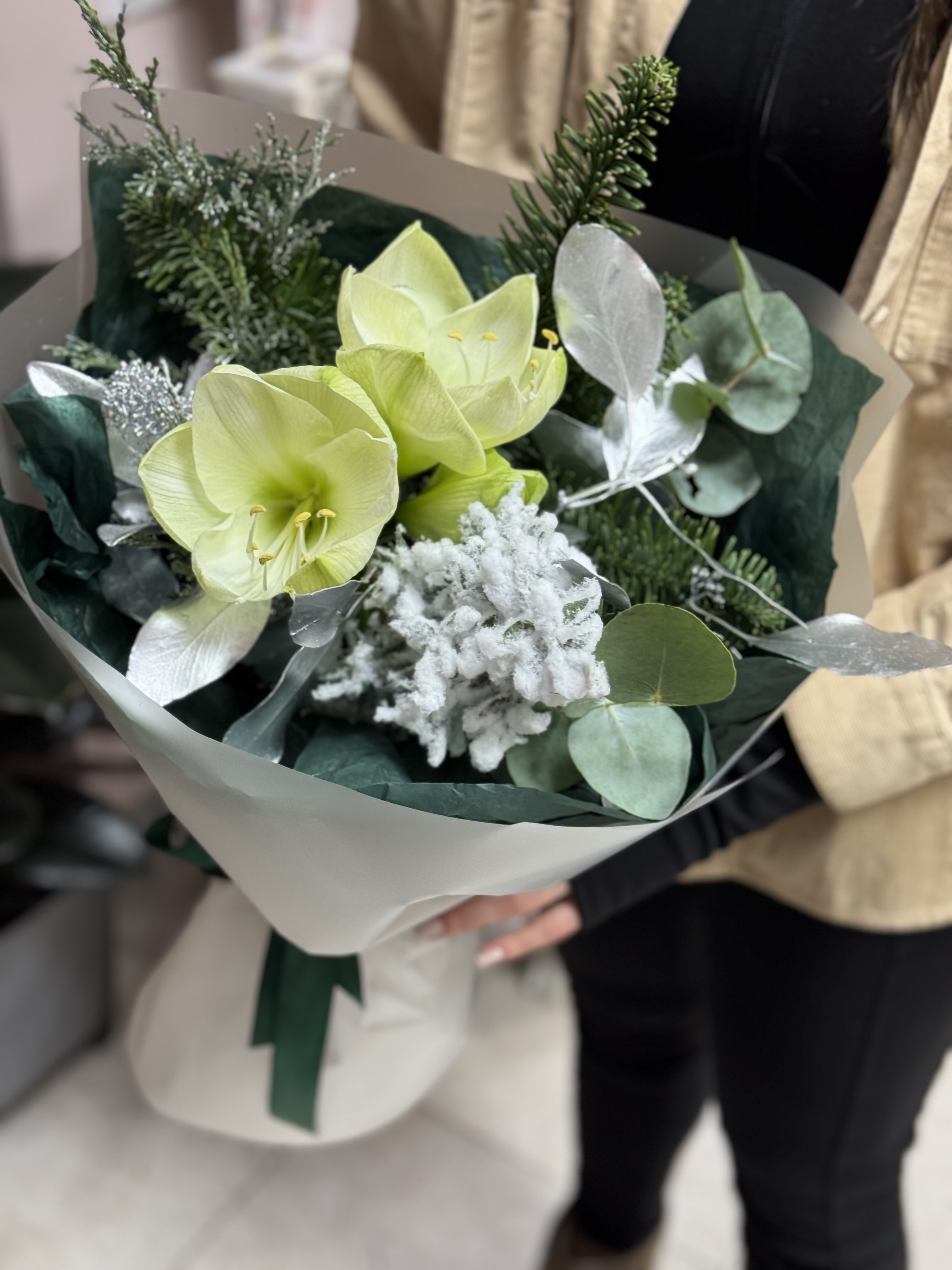 Зимовий букет з амарилісом